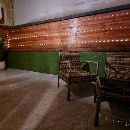 Agreable Appartement Avec 2 Places De Parking Dans Le Garage Beziers Luaran gambar